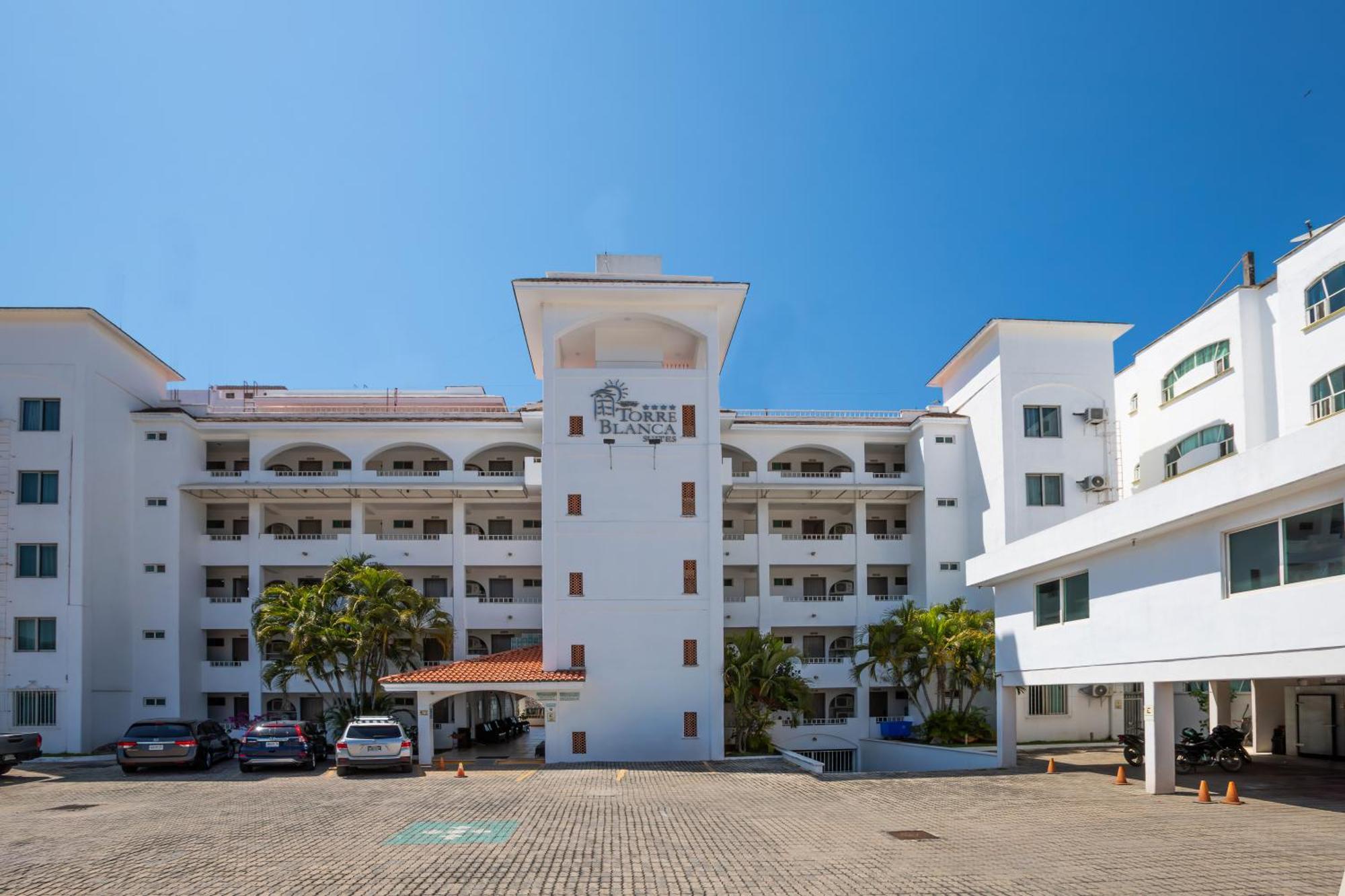 Torreblanca Beach Hotel And Suites Guayabitos - Desayuno Y Comida Incluido Rincon de Guayabitos Eksteriør billede